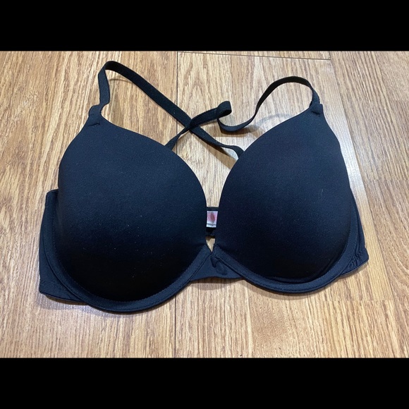 PINK Victoria’s Secret 34D